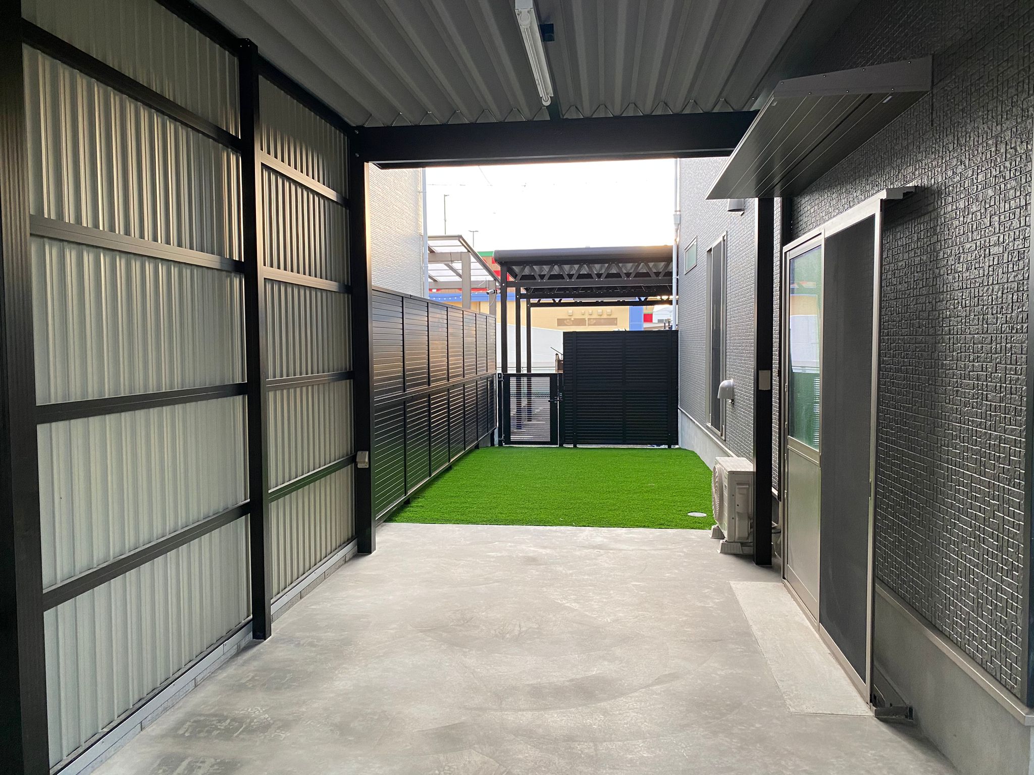 site (3)